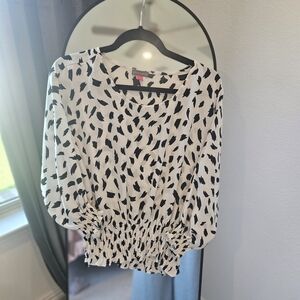 Black and White Patterned Women's Top